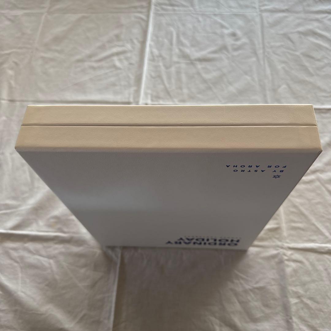 ASTRO公式グッズ　写真集　　　　ORDINARY HOLIDAY 美品