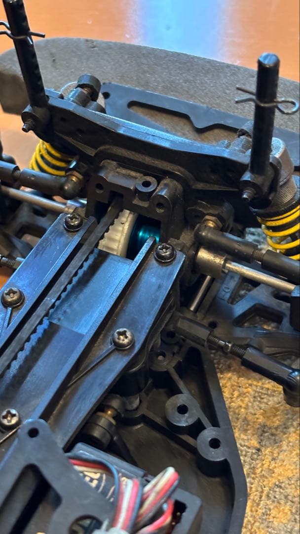 TA04ドリフト仕様　充放電機付き