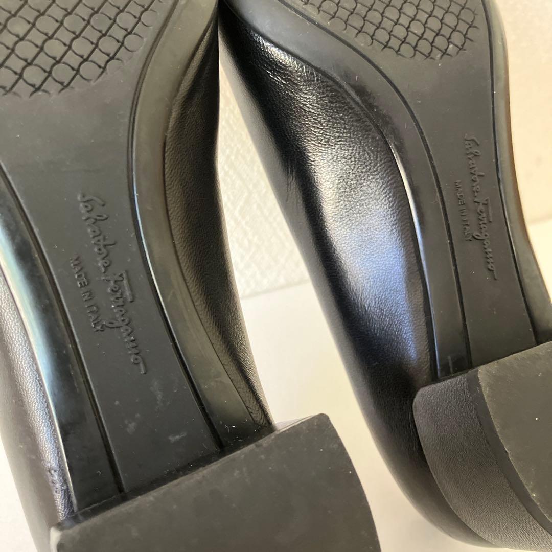 レア！フェラガモ パンプス シルバー金具 カーフレザー フラットシューズ　5