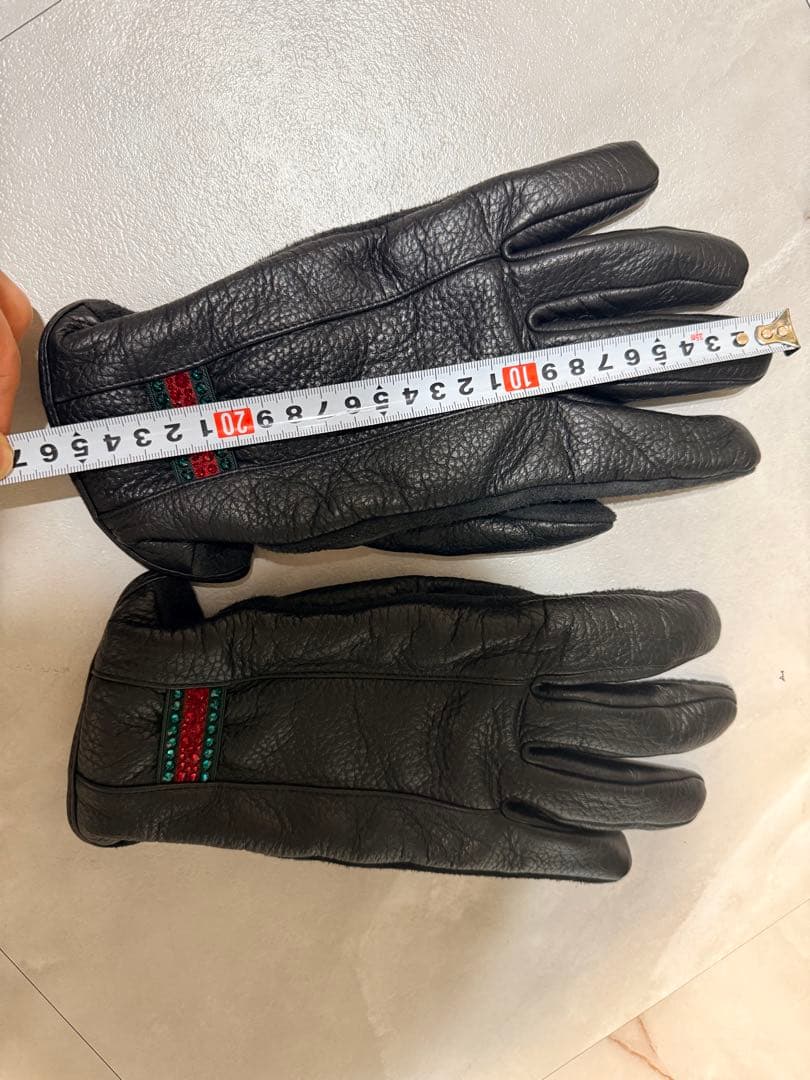 T*】様 GUCCI シェリーライン スワロフスキー レザー　手袋 グローブ本革