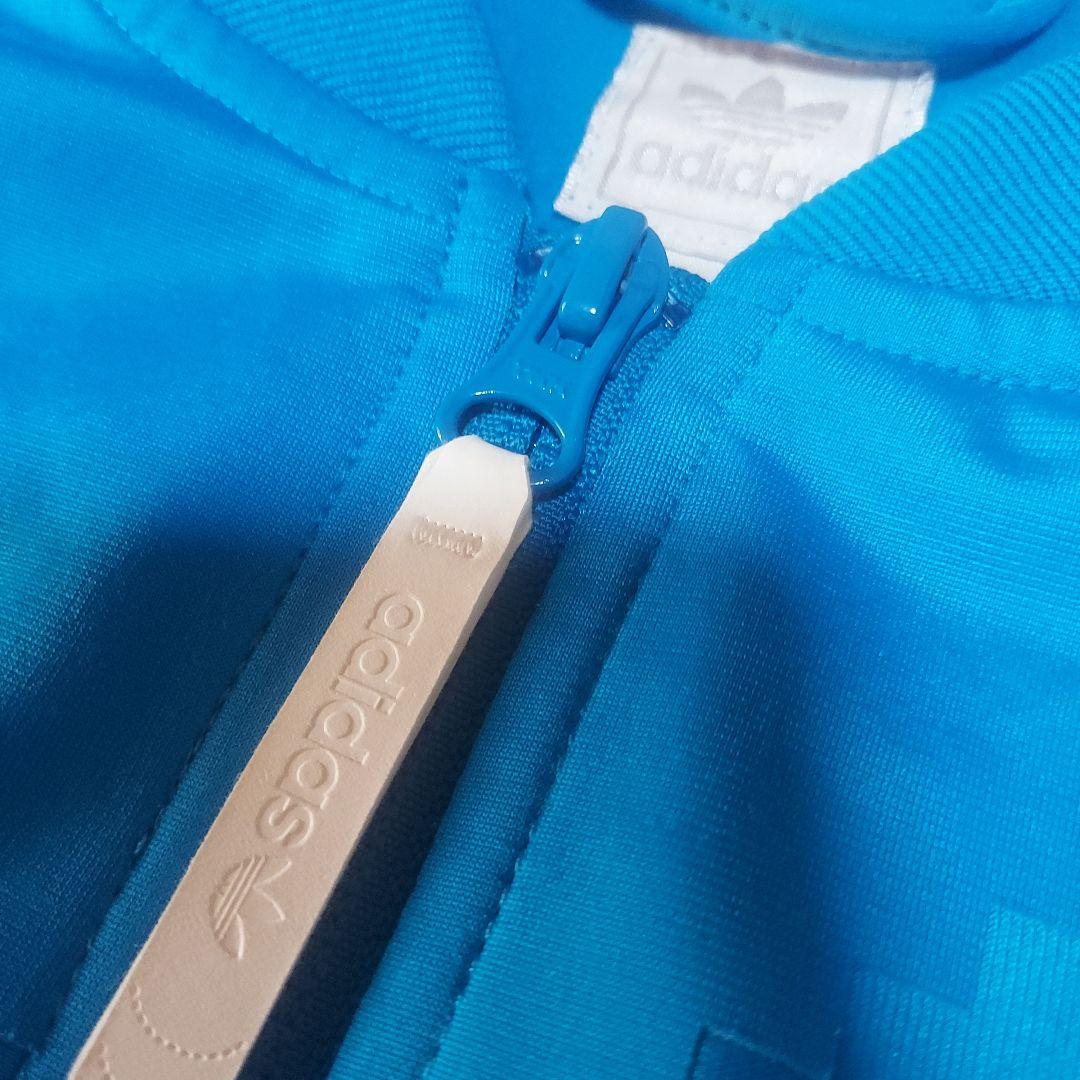 アディダス オリジナルス 青空三葉 ジャージ セットアップ スカイブルー