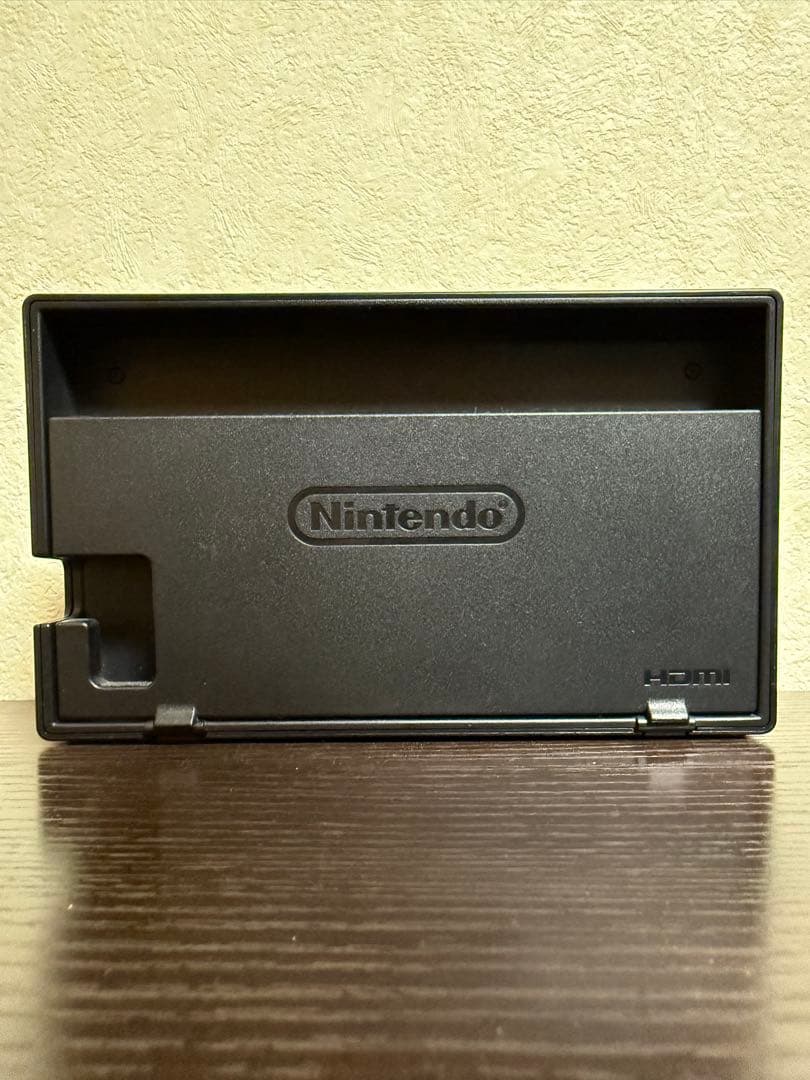 Nintendo Switch 本体 付属品完備 （箱無し）