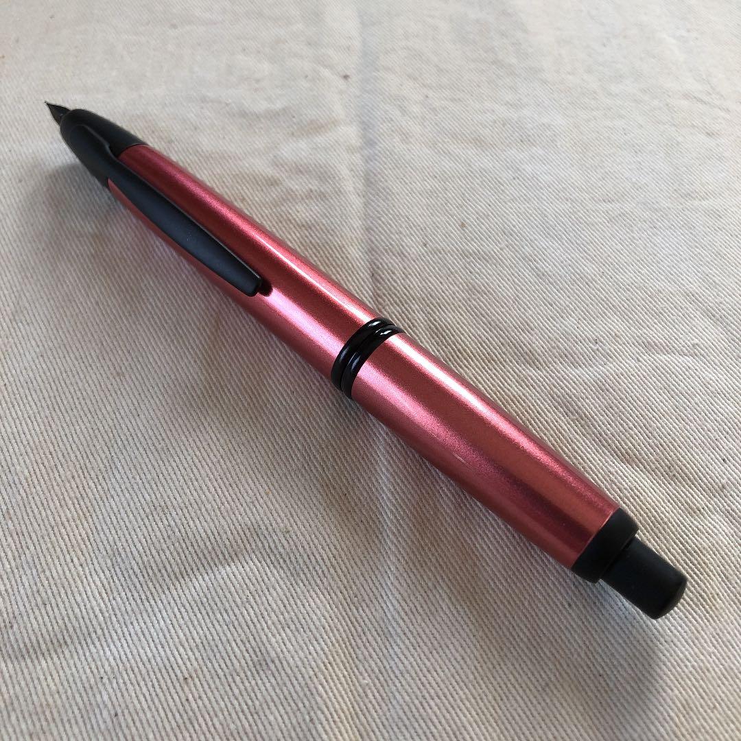 パイロット　キャップレス万年筆　海外仕様モデル　Vanishing Point