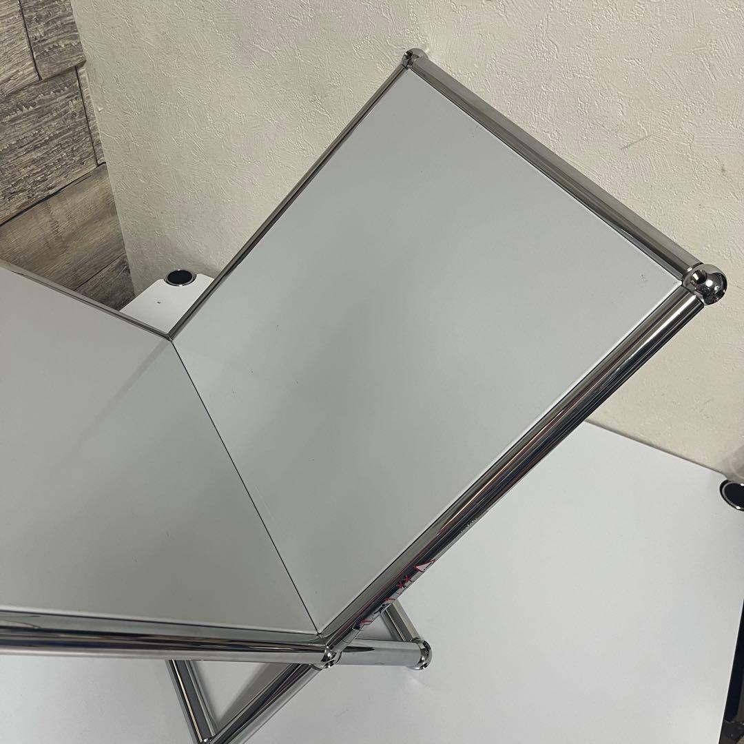 USM Haller ハラーシステム book stand 色：ライトグレー