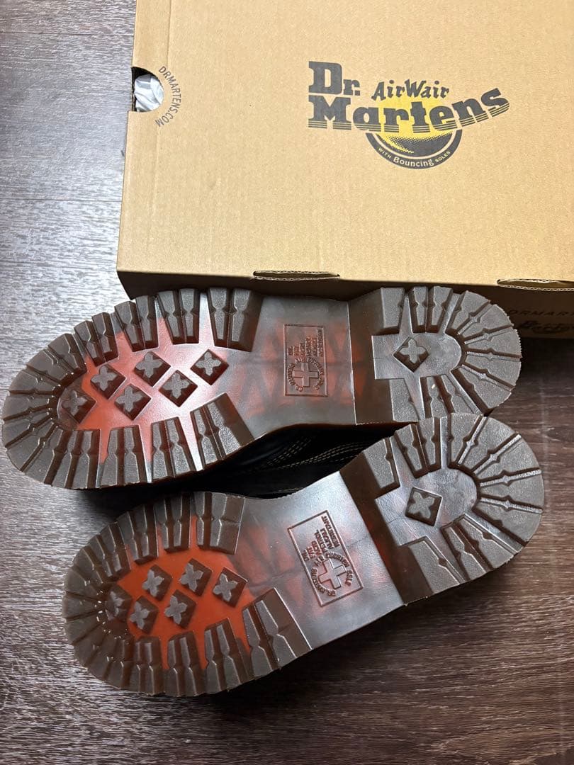 【ほぼ新品】Dr. Martens 黒 ローファー　uk8 27㌢