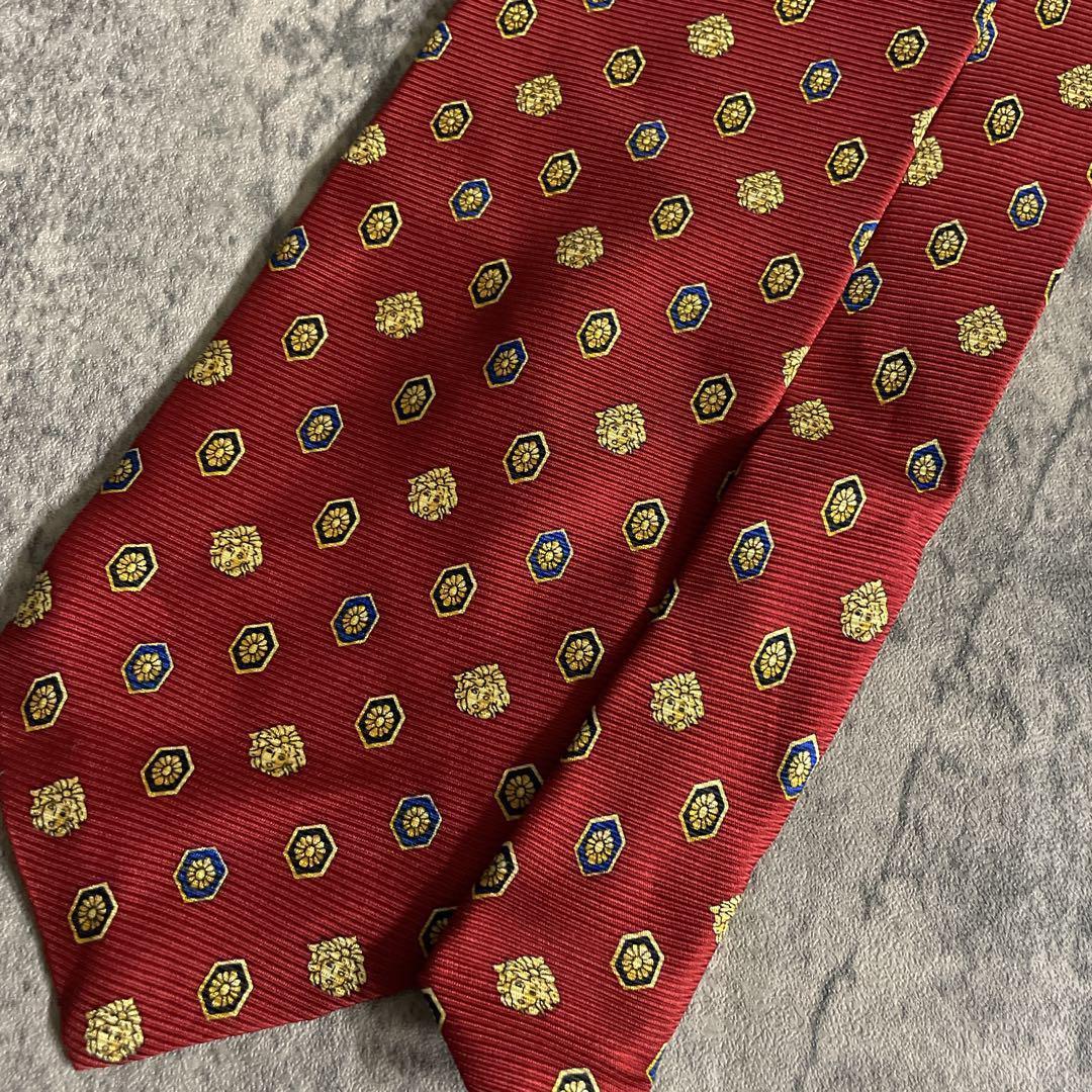 レアカラー ディープブルー スリーピース スーツ× VERSACEネクタイ