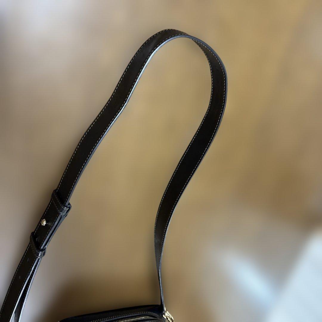 FURLA 革ショルダーバッグ