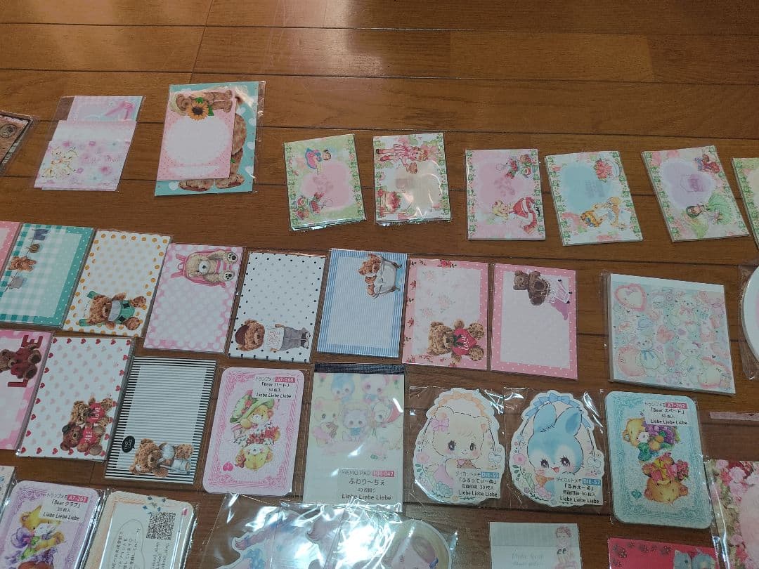 大量！素材紙 コラージュ おすそ分け 紙もの メモ用紙 まとめ売り 150冊位