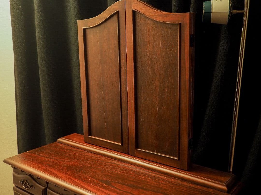 【値引中】クラシックトリフォールドドレッサー