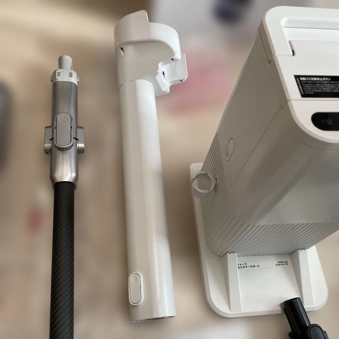 交渉可能　Shark CLEAN SENSE スティッククリーナー 本体　IQ+