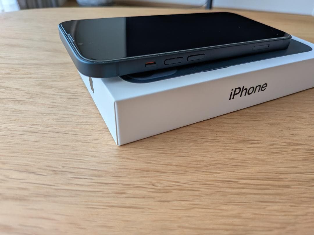 【美品】iPhone13 128GB SIMフリー ミッドナイト