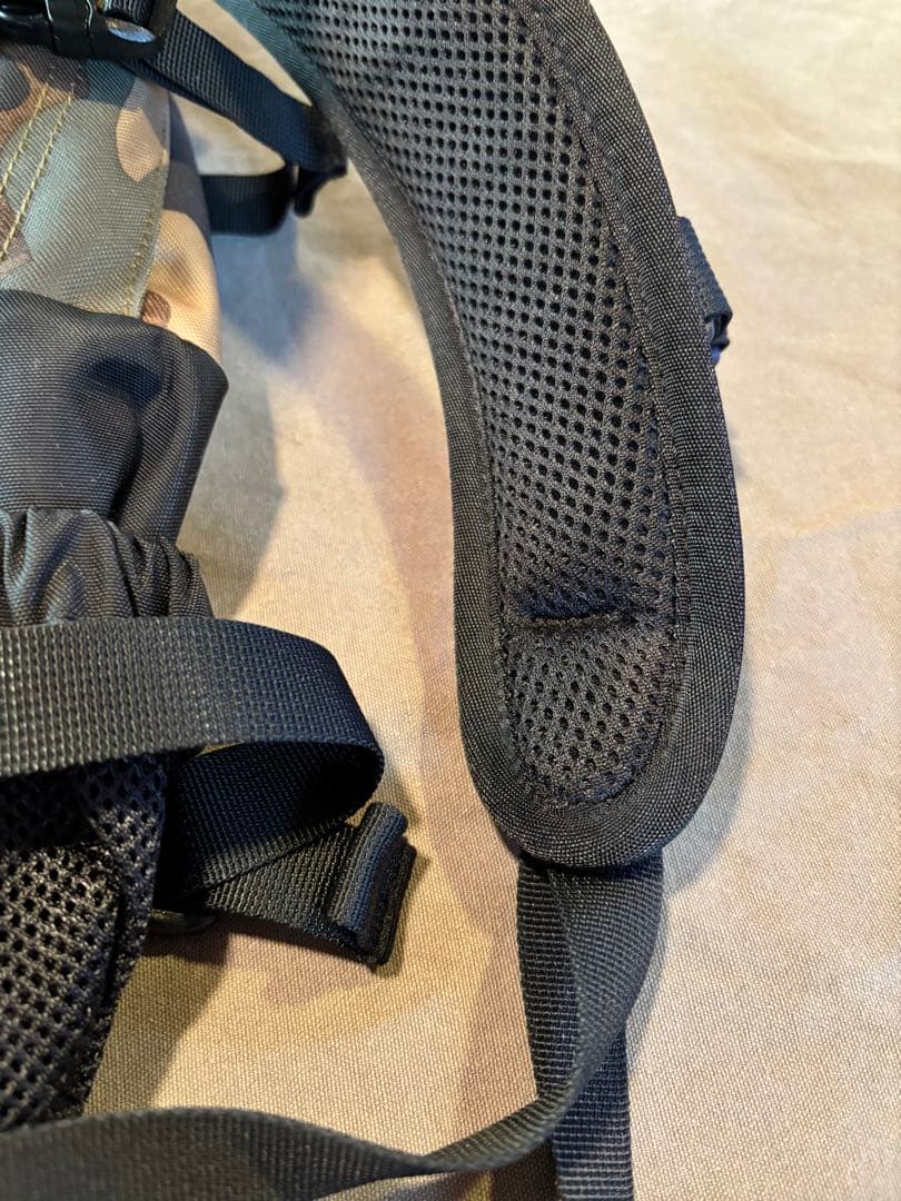 THE NORTH FACE HOT SHOT カモフラージュリュック