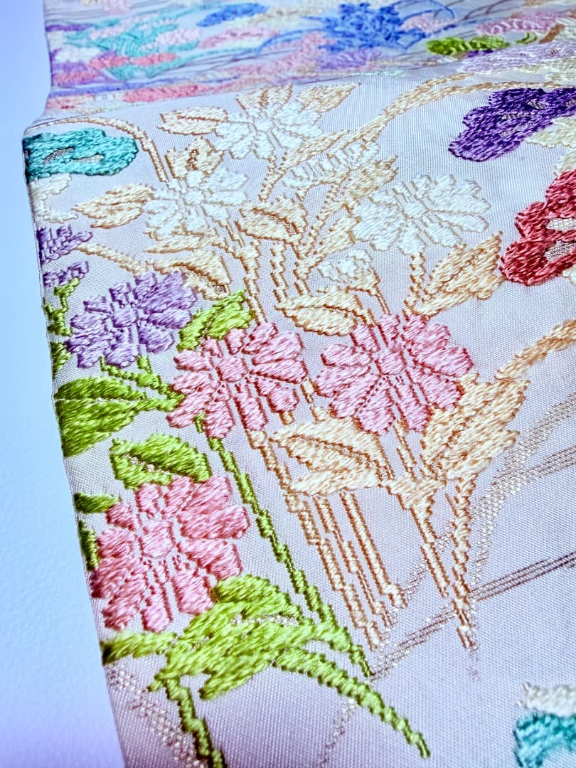 高級 袋帯 正絹 六通柄 総唐織 ホワイト 訪問着 色無地 約70万円