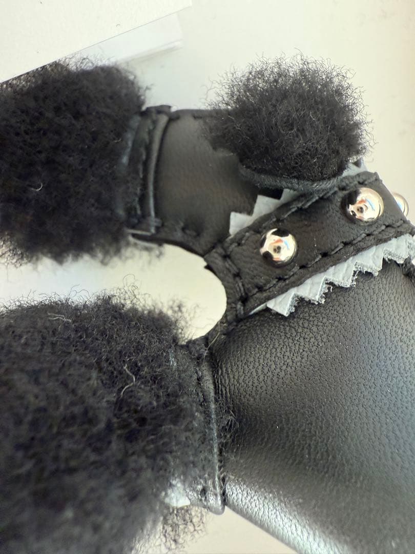 本物保証エルメスバディチャーム 首輪付きクロ×グリパンタン【2025年春夏新色】