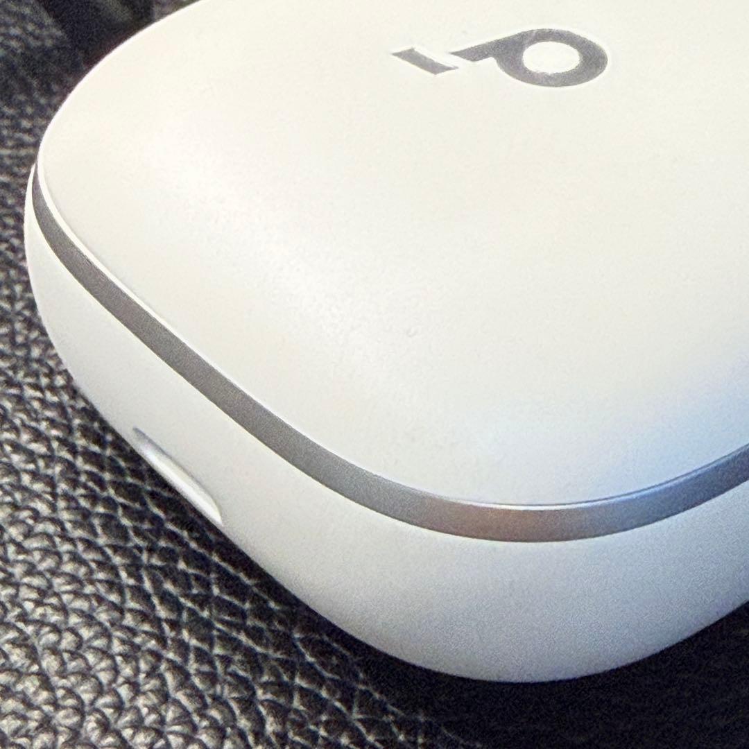 【中古品】Soundcore Liberty5　外箱なし　ケースに若干使用感有り