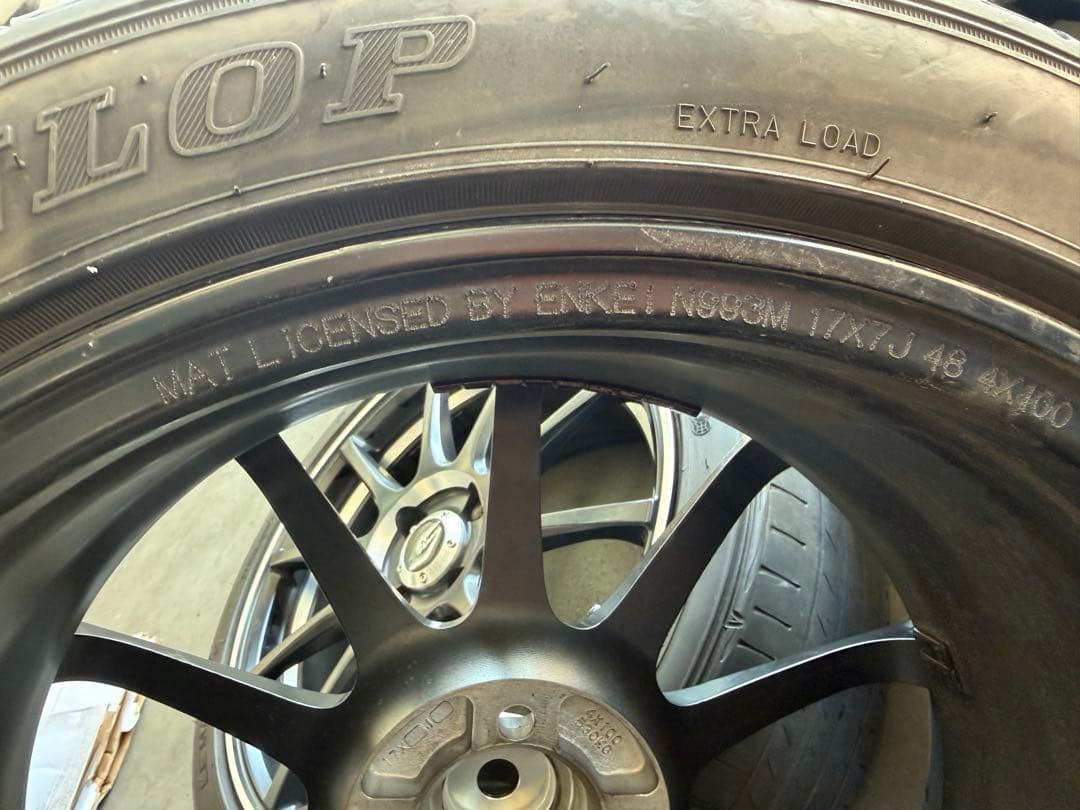 極上品。Advanti VIGOROSO M993 17インチ 100 4穴。