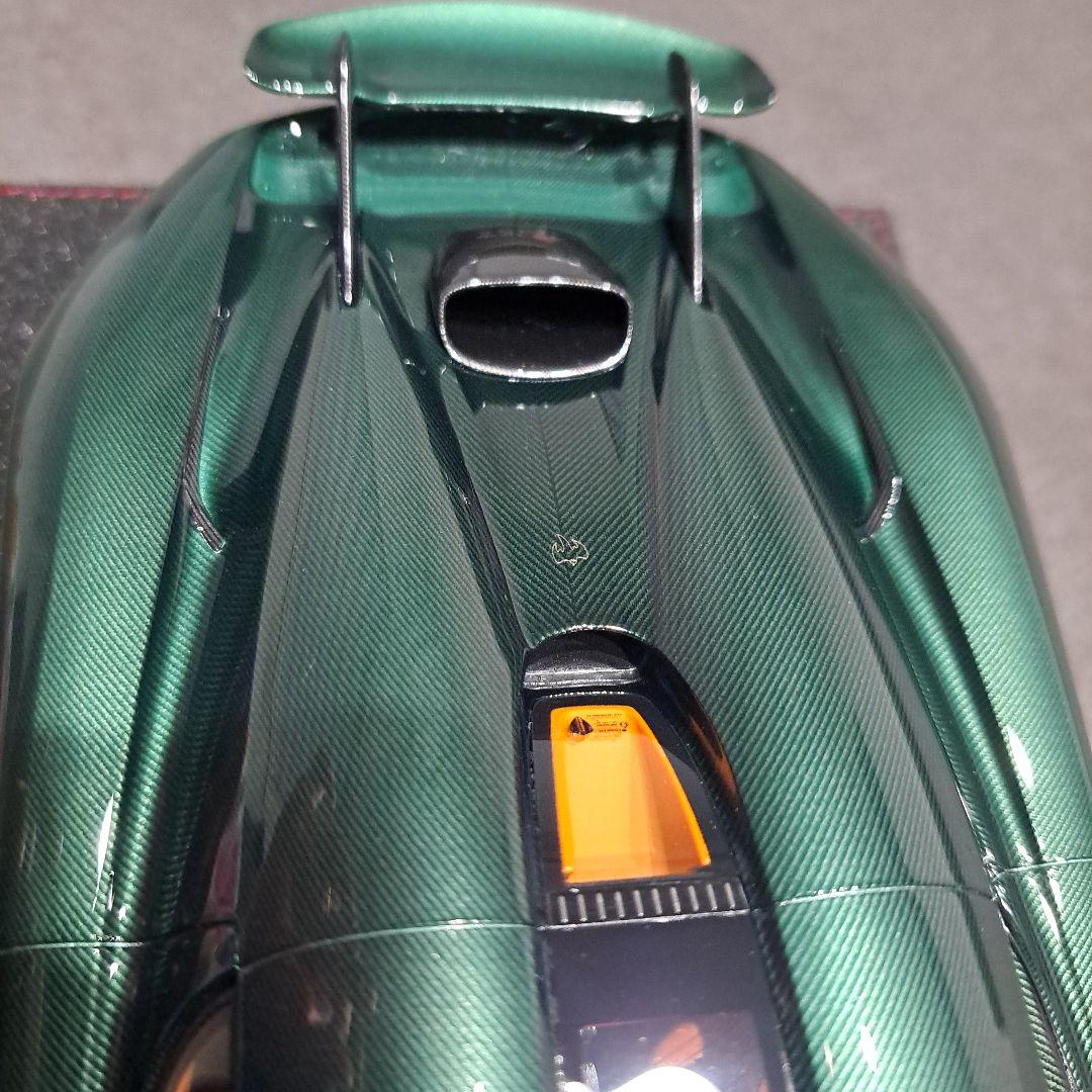 FrontiArt Koenigsegg Regera 1/18 ミニカー