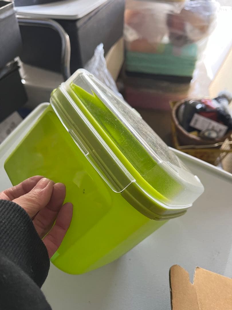 タッパーウェア　スーパーケース確認用