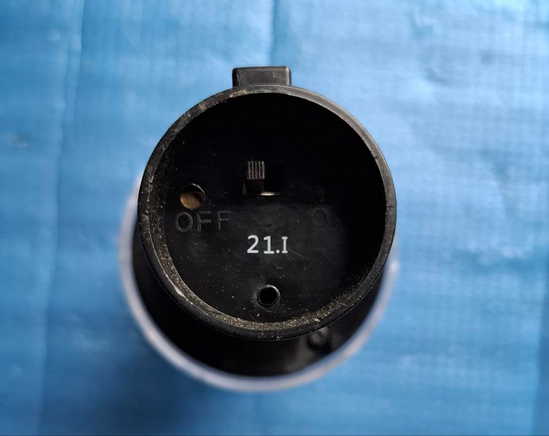 工事灯ソーラキング　ミニ金具付き　９本