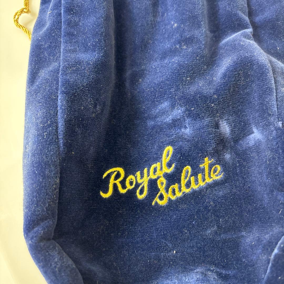 匿名スピード発送　シーバスリーガル　ロイヤル　サルート21年 ウイスキー箱無し