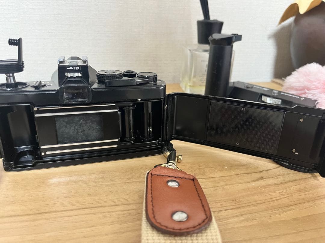 OLYMPUS OM-1一眼レフ　AUTO-S 50mmf1.4レンズ付き