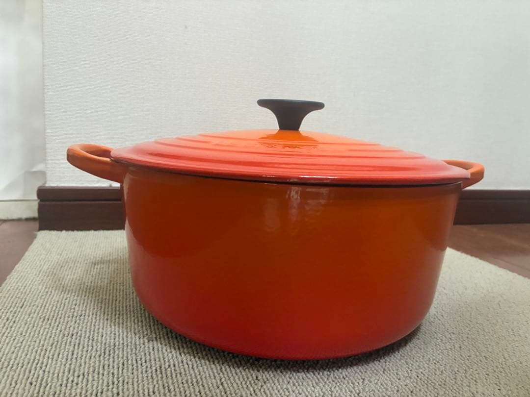 LE CREUSET　26cm　新品未使用　オレンジ　両手鍋　鋳物ホーロー