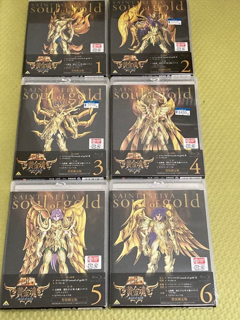 DVD アニメ聖闘士星矢TV版からOVA 映画版4本天界編　Blu-ray黄金魂