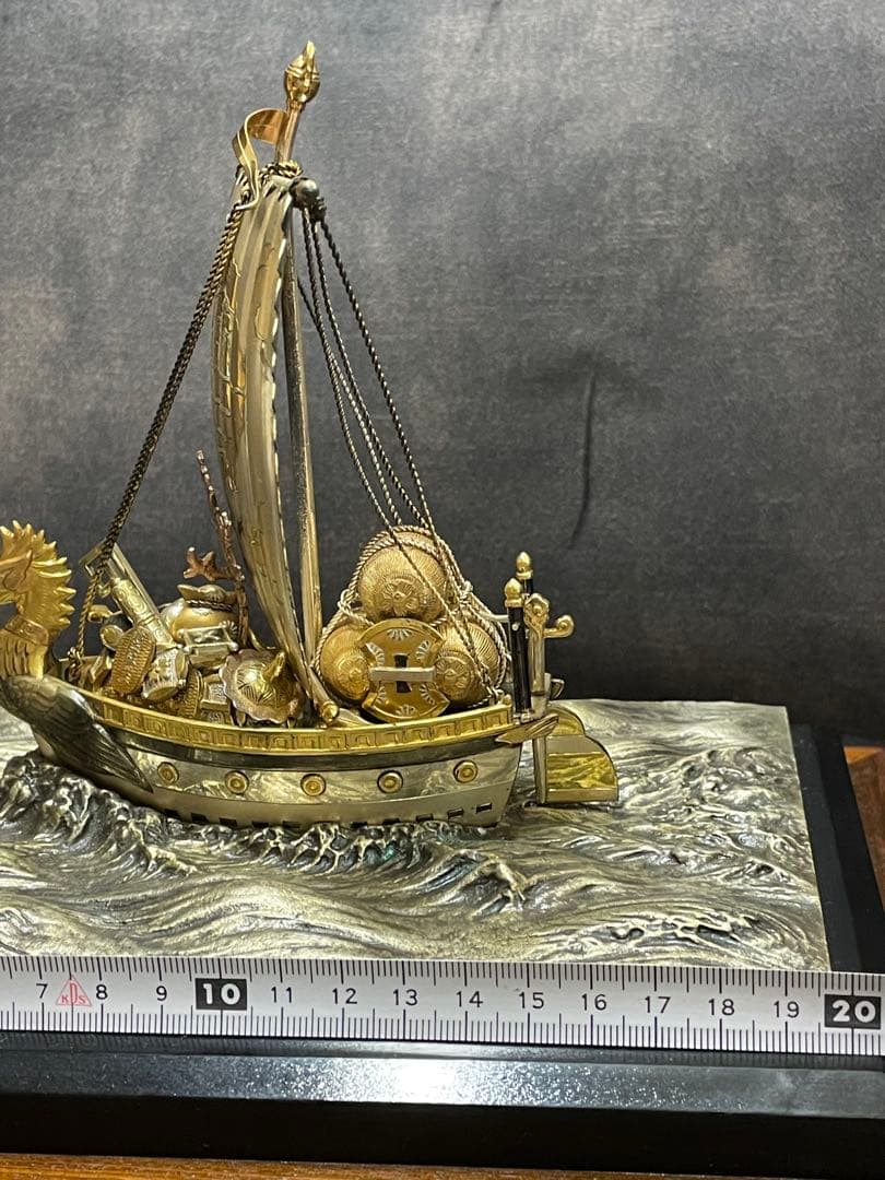 銀製　宝船　金属製船形彫刻