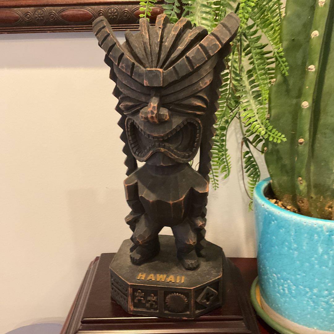 ハワイ　置物