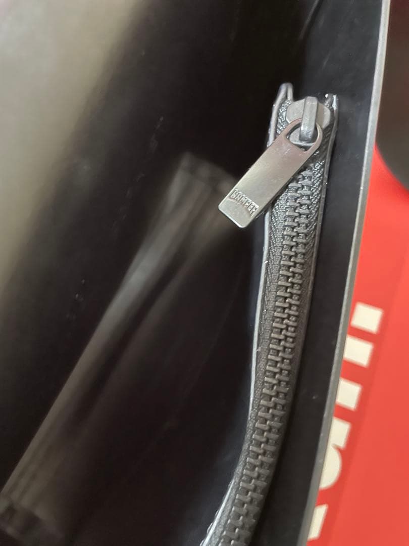 カンペール　ショルダーバッグ　黒　レザー