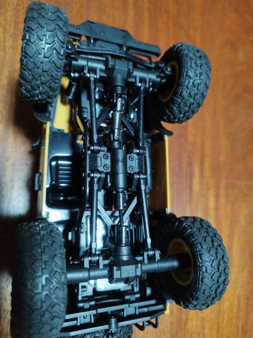 茹で卵　FMS fcx24m Defender90 ランドローバー