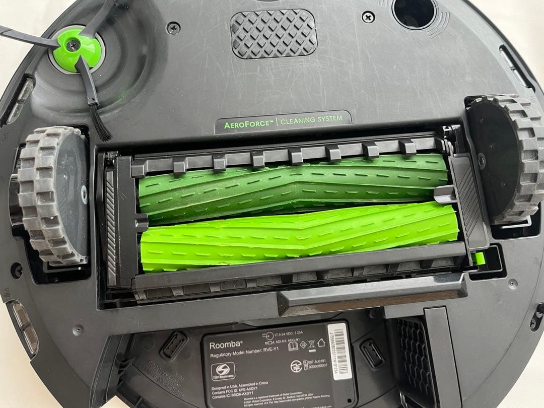 【美品】アイロボットルンバ j7+ ロボット掃除機　ルンバ　交換用紙パック