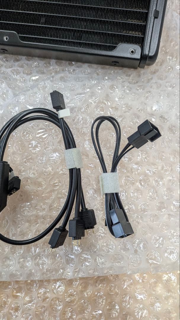 ASUS 水冷CPUクーラーTUF GAMING LC ARGBSERIES