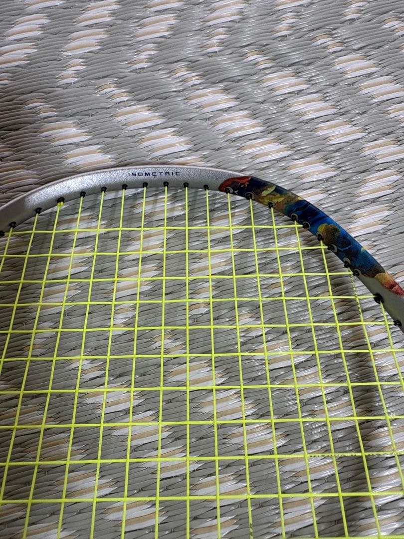 YONEX ナノフレア700TOUR 4UG5