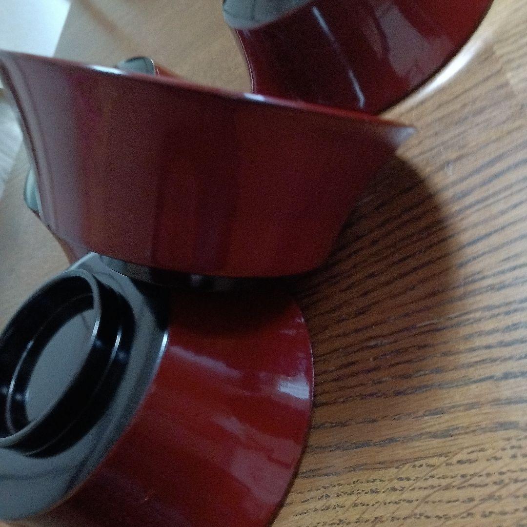 珍しい形の漆器椀　飯椀か煮物椀　かなり昔の物。6個