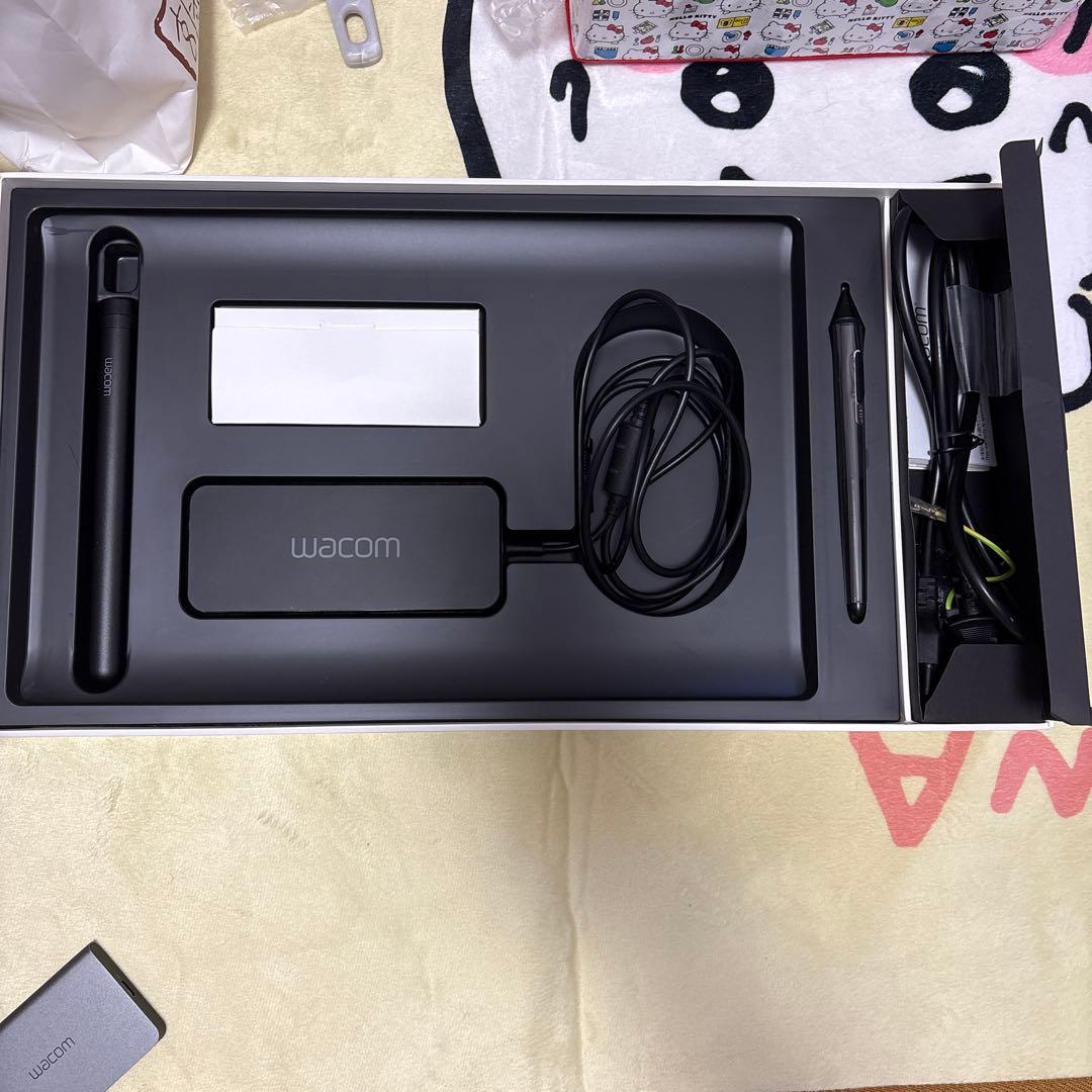 液タブ・ペンタブ Wacom mobileStudio pro 13