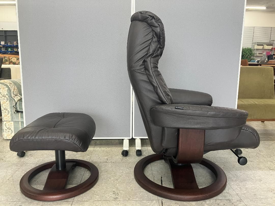 Hjellegjerde パーソナルチェア リクライニング オットマン付