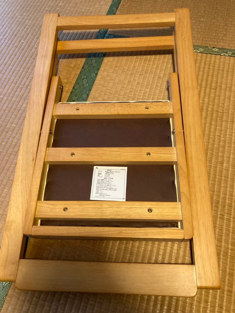 木製　折りたたみテーブルと椅子　天然木ラバーウッド　化粧パーティクルボード