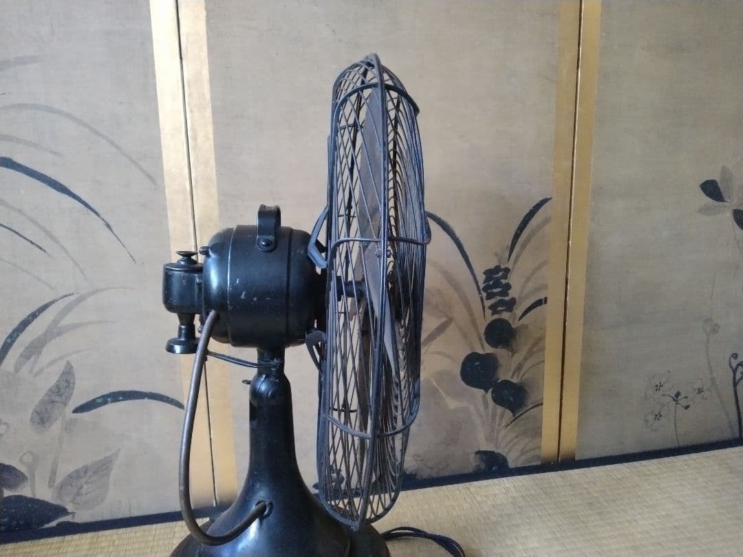 7月迄！極美品　安全安心なオーバーホール済み　別誂え台付アンティーク扇風機　骨董