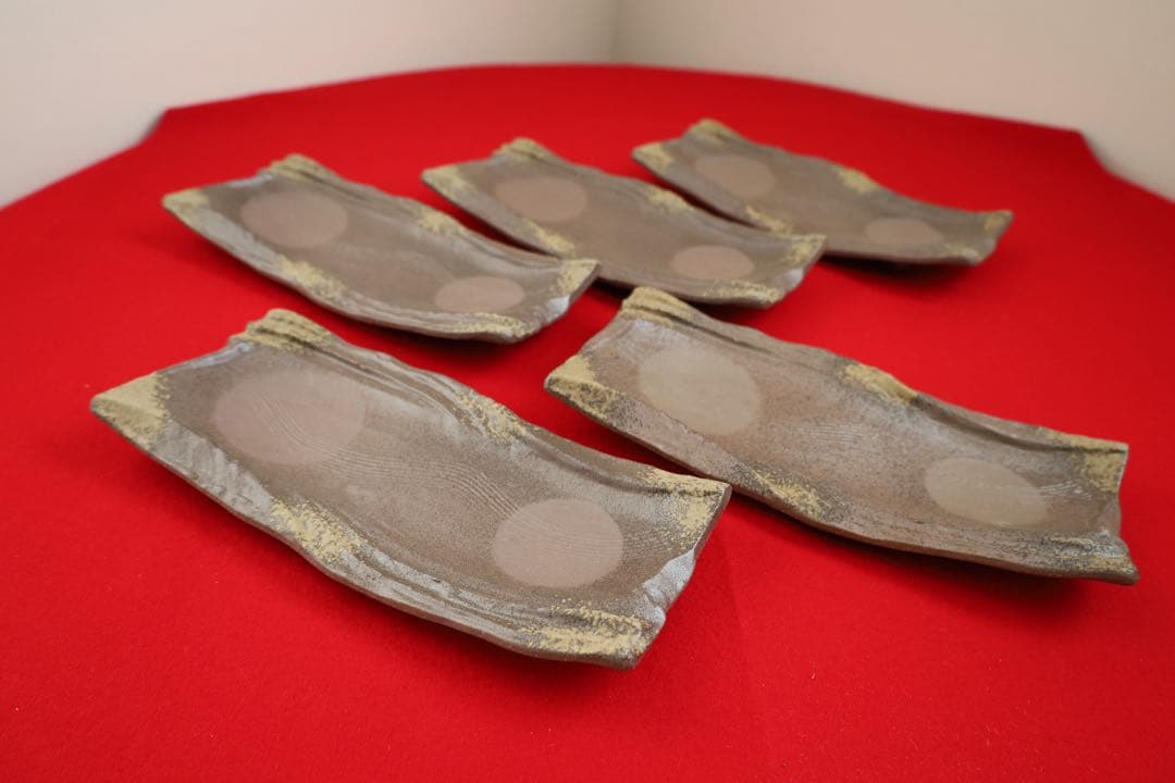 カニ絵皿5枚セットと長方形皿6枚セット