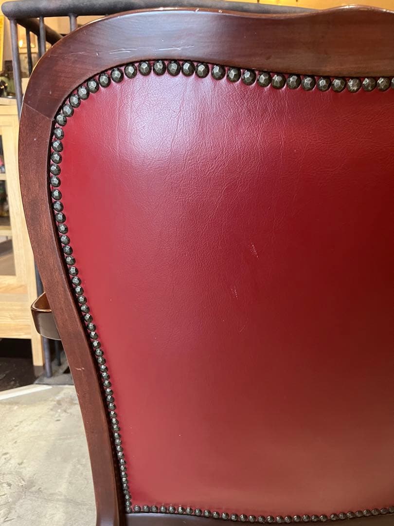 イタリア　1人掛けソファ　鋲打ち