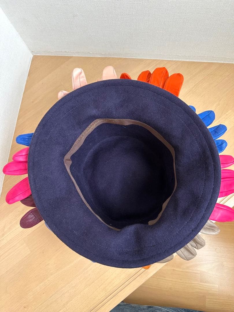 イタリア製の山羊革手袋付　ハット帽子　カラフル　1点物ハンドメイド　アートハット