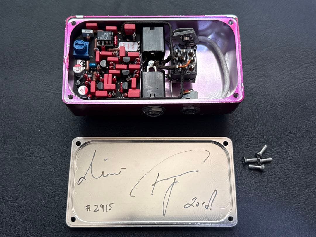 leqtique 9/9　ディストーションペダル　USED