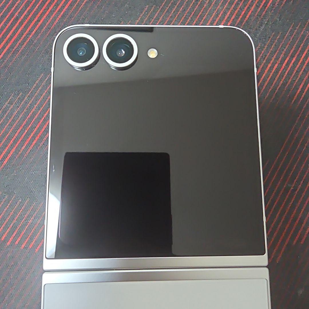 Galaxy Z Flip6 ホワイト 256gb限定色 SIMフリー