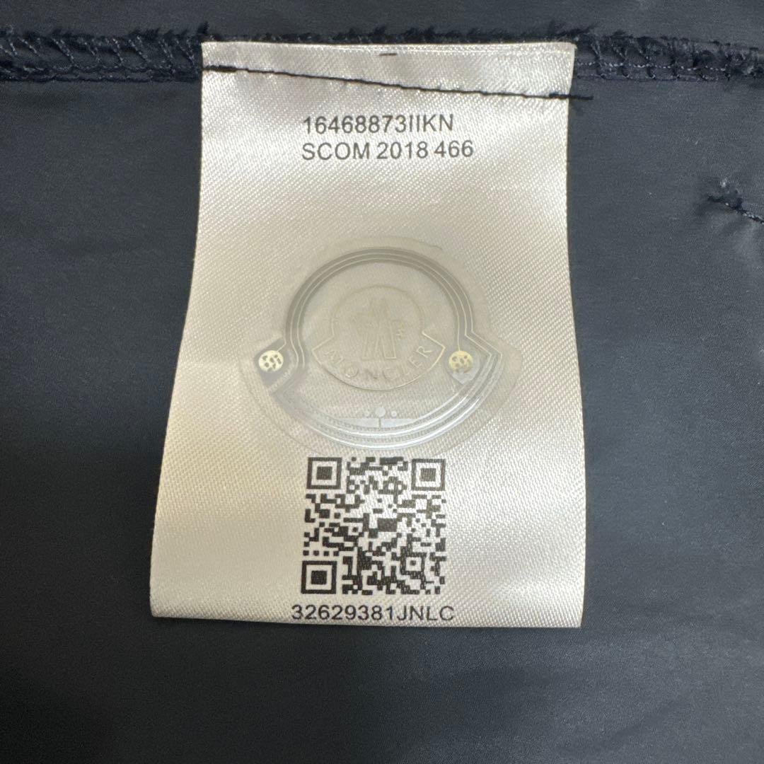 MONCLERモンクレール／カーディガン・紺色