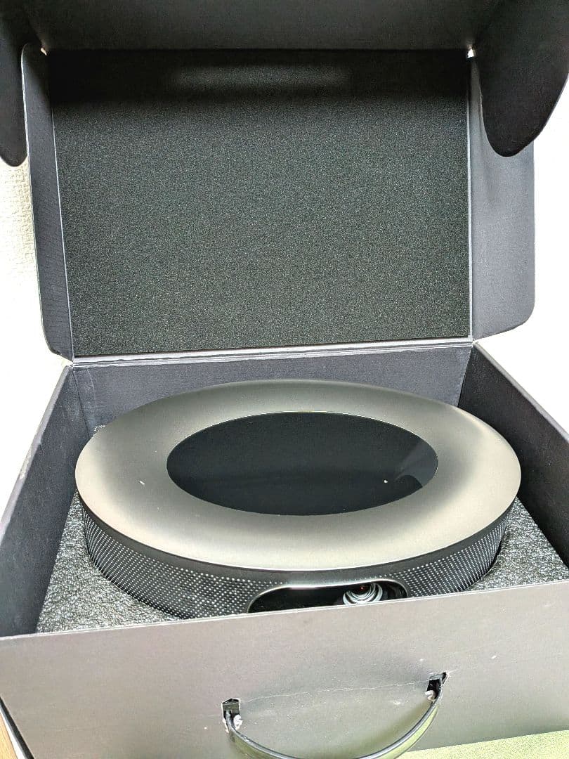 【中古】Anker Nebula Cosmos 三脚スタンド付き