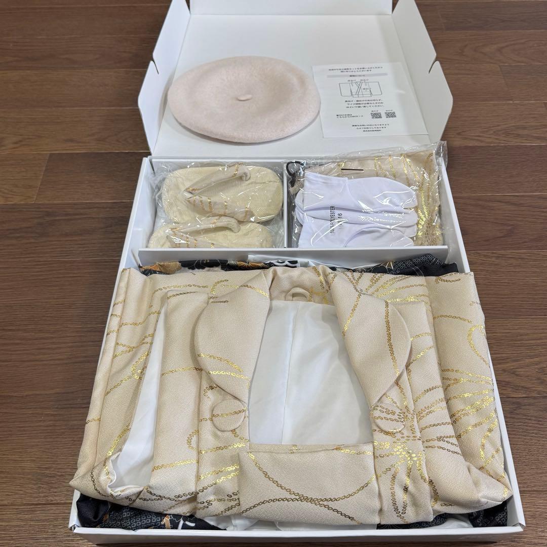 utataneひよこ商店　七五三３歳用被布コートセット 男の子 ベージュ金彩墨黒