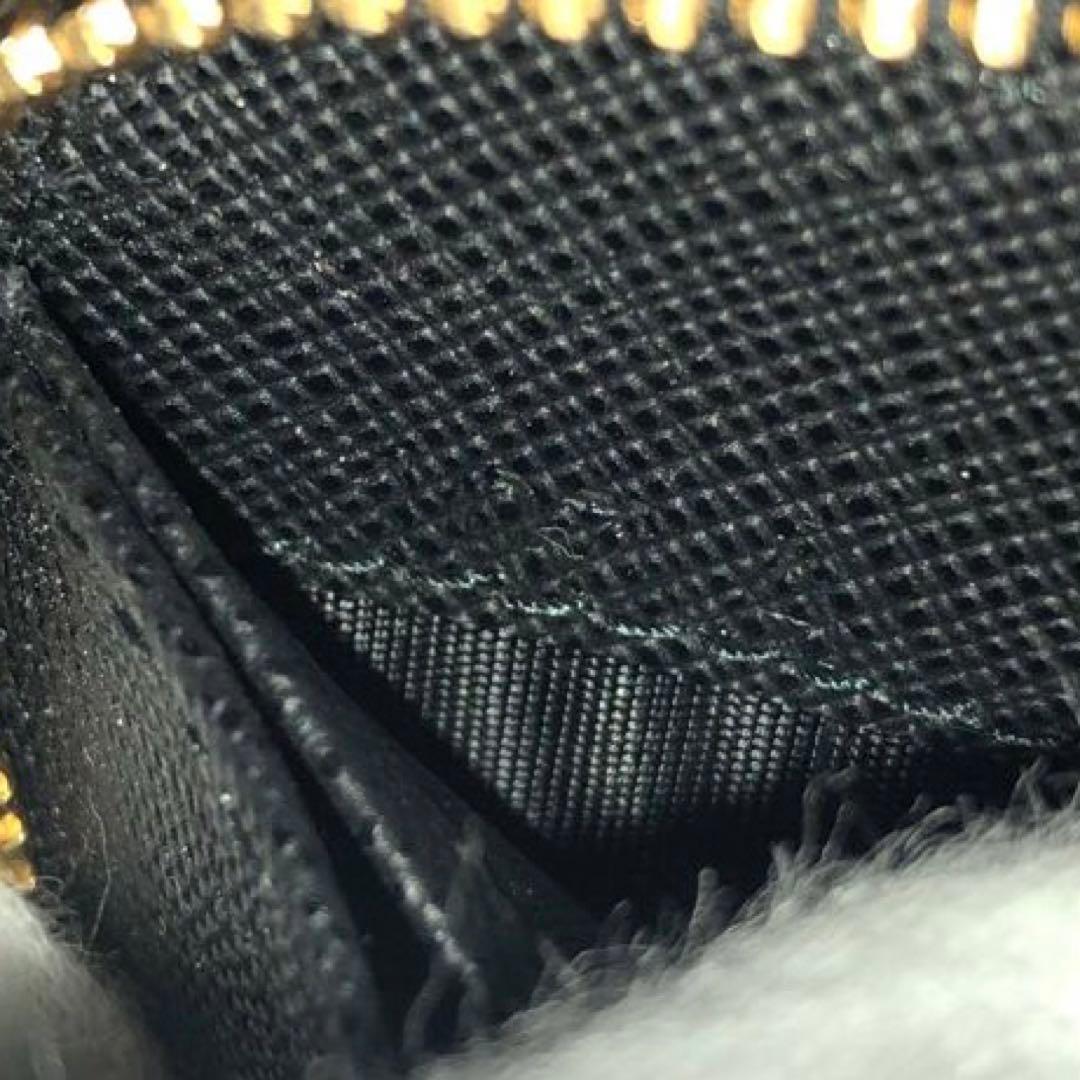未使用✨プラダ ラウンドファスナー レザー　長財布 トライアングルロゴ ブラック