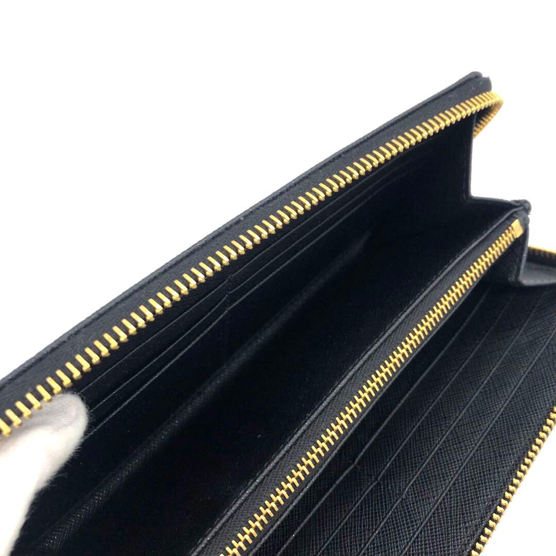 未使用✨プラダ ラウンドファスナー レザー　長財布 トライアングルロゴ ブラック