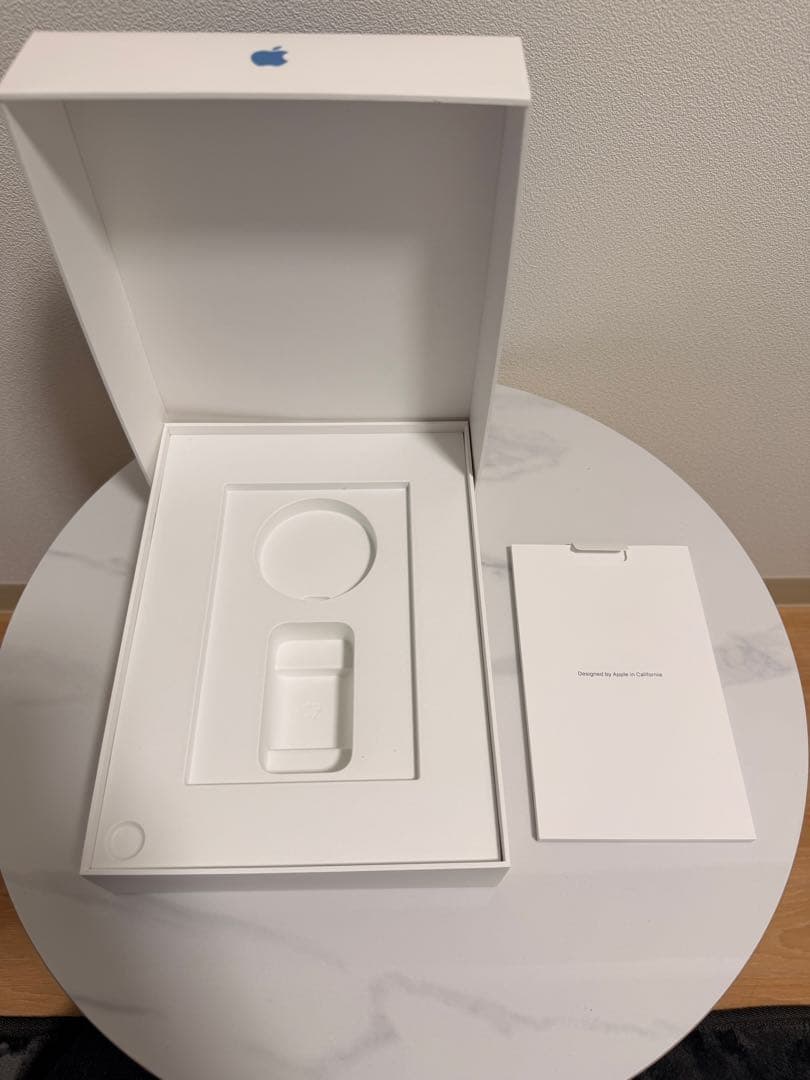 iPad Air 第5世代　Wi-Fiモデル　64GB ブルー